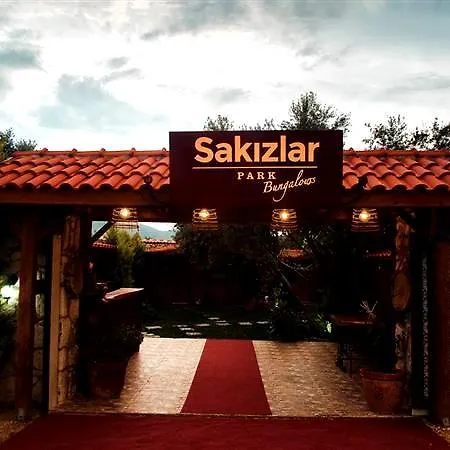 فندق مبيت وإفطار Sakizlar Alacati Park Çeşme